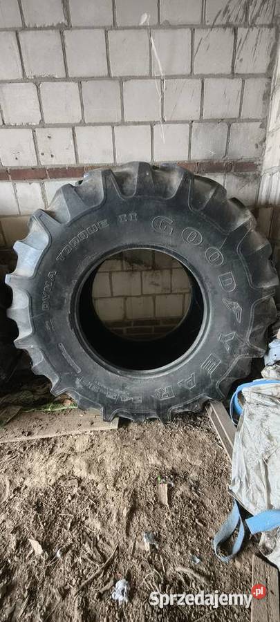 Opony Goodyear 245 R32 65075R32 lubelskie Zakrzew