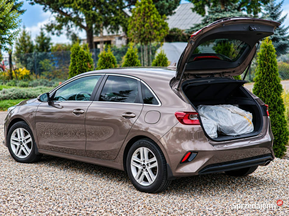 Kia Ceed III 2018 190000km Sadlno