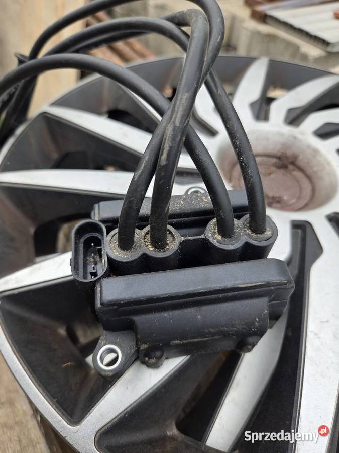Cewka zapłonowa RENAULT 12B wielkopolskie