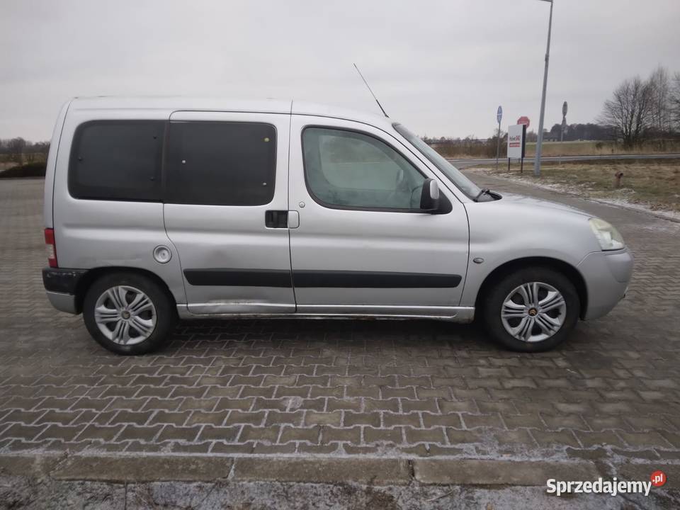 Citroena Berlingo 20 HDI 2005 manualna Turek