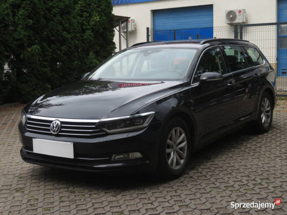 VW Passat 14 TSI czarny Warszawa