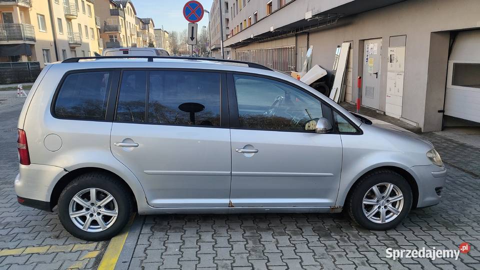 Volkswagen Touran 20 TDI 2007r Trendline Wola Radziszowska