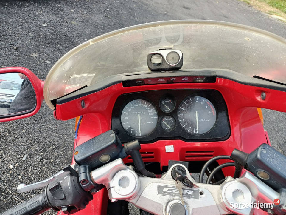 Honda CBR Honda CBR 1000F 92r Rok produkcji 1992 Honda Tarnów