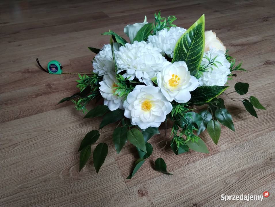 Stroik na cmentarz świętokrzyskie Staszów