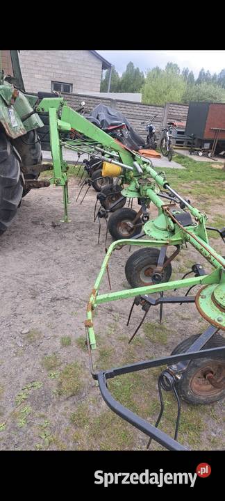 Przetrzasarka Karuzelowa DEUTZ FAHR KH 264 Rembów