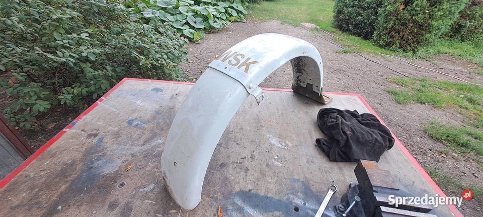 WSK 125 błotnik tył kwadratowy Konin