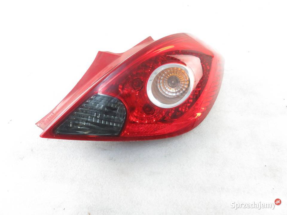 LAMPA PRAWA TYLNA OPEL CORSA D 13186351