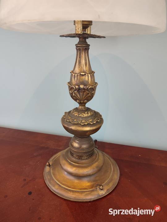 Piękna mosiężna lampa z mlecznym zdobionym Łódź
