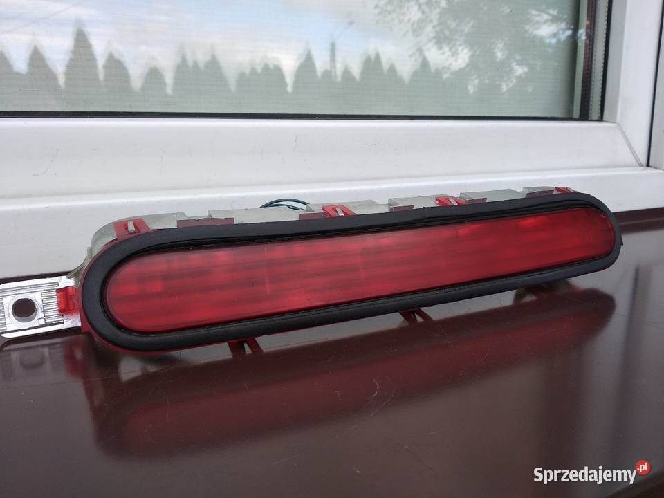 Toyota Corolla Verso 2 II trzecia lampa światło osobowe Sieradz sprzedam