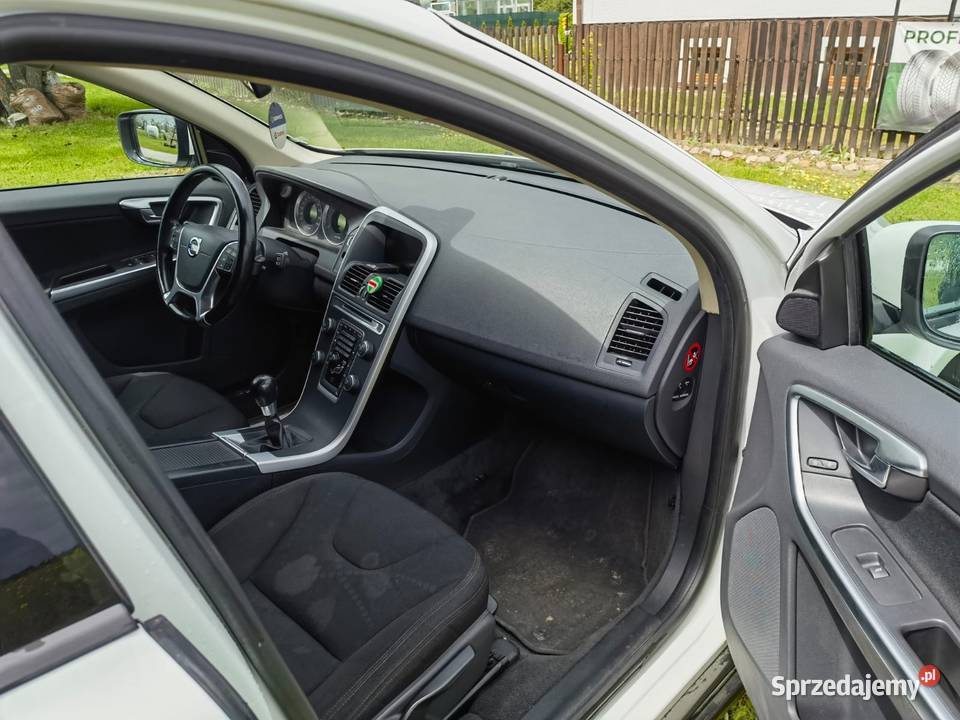 Volvo XC 60 24 D5 niski przebieg Łuków