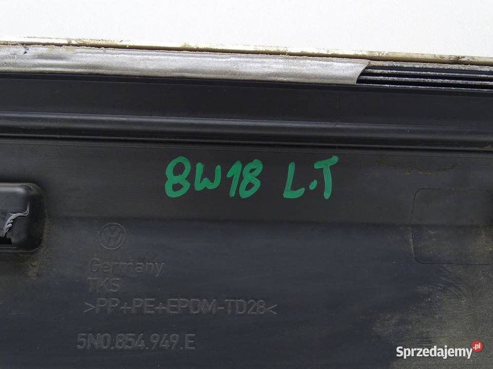 LISTWA DRZWI LEWY TYŁ LEWA TYLNA 5N0854949E VW sprzedam