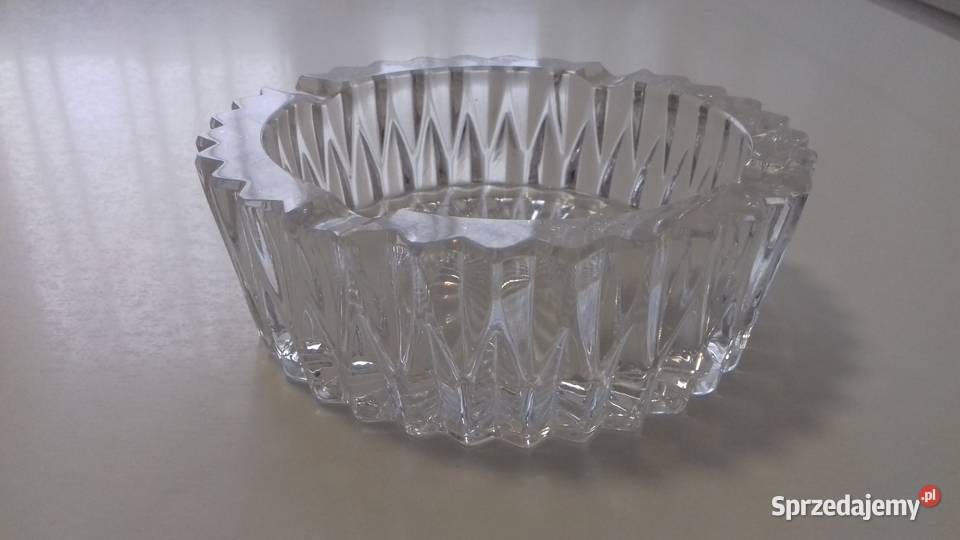 Popielnica kryształowa do sprzedania