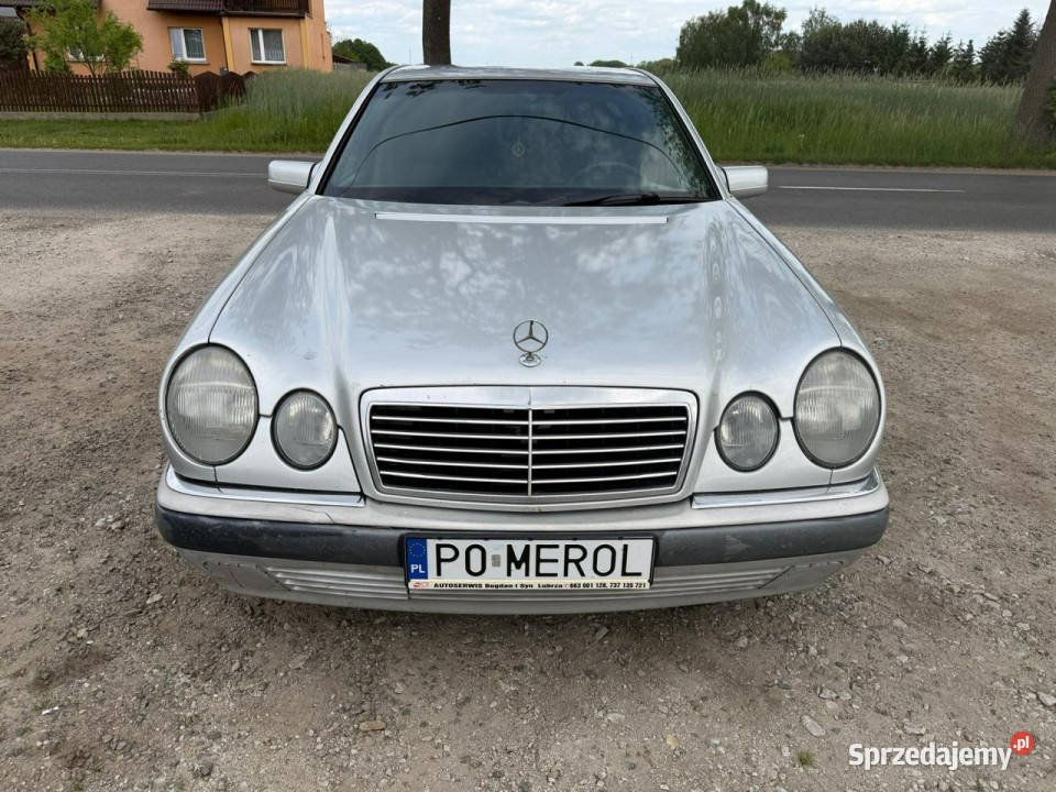 Mercedes E 200 gaz LPG zarejestrowany W210 wspomaganie kierownicy