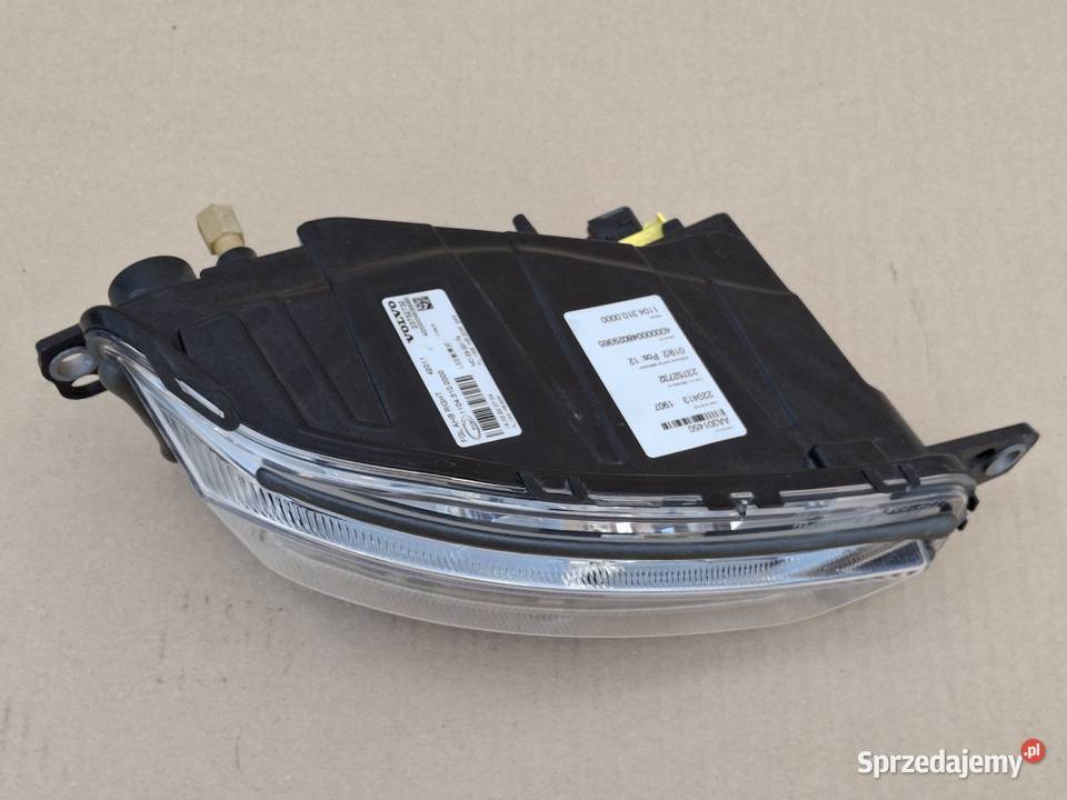 VOLVO FH 5 HALOGEN PRAWY LED LAMPA ciężarowe Bieleń