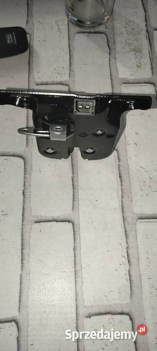 Zamek tylnej klapy bagażnika Audi a3 8L dolnośląskie Jagielno