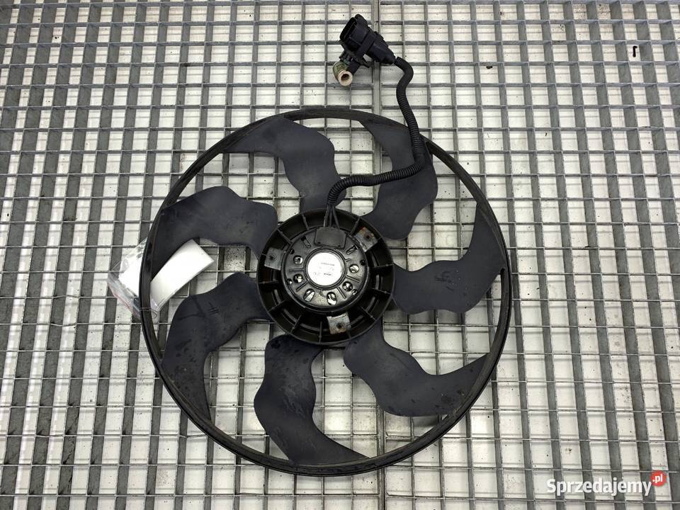 WENTYLATOR CHŁODNICY KIA CARENS IV 17 136