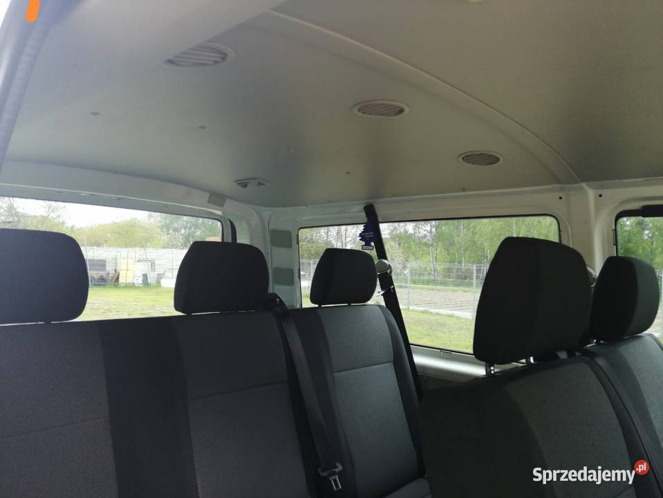 Volkswagen Transporter T6 9 osobowy 20 TDI Krzepice