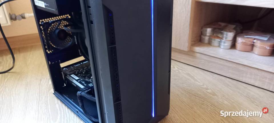 OKAZJA Komputer Do Gier Ryzen 5 R7 360 8GB SSD Elektronika