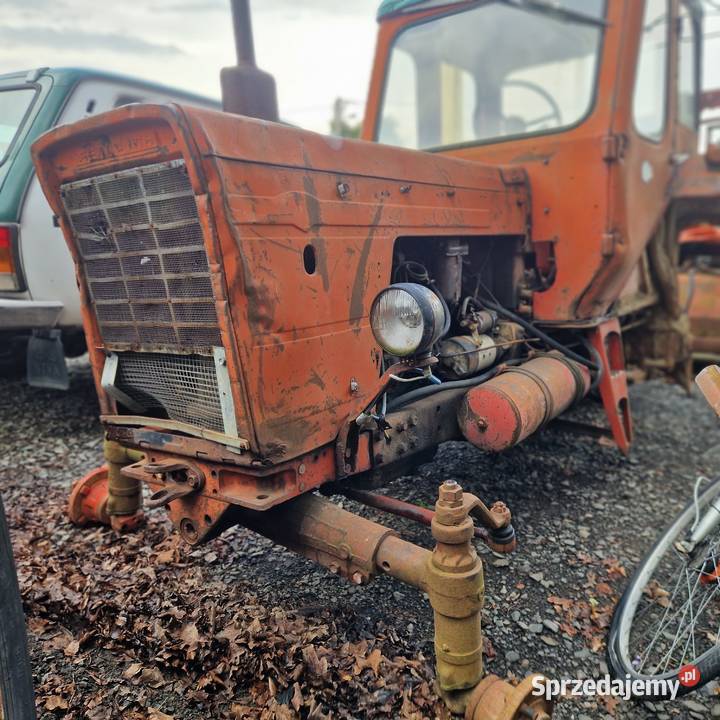 ciągnik rolniczy mtz belarus na części