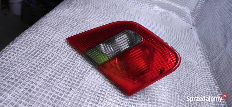 BMW 3 E46 lampa tył tylna Oświetlenie lubelskie
