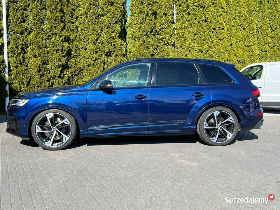 Audi SQ7 TFSI BO Panorama Lift 7 os Pneumatyka niebieski SQ7 Baranowo