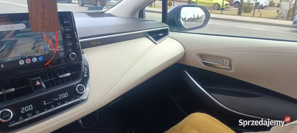 Toyota corolla 16 nowa 33 full led comfort tech mazowieckie Sochaczew-Wieś