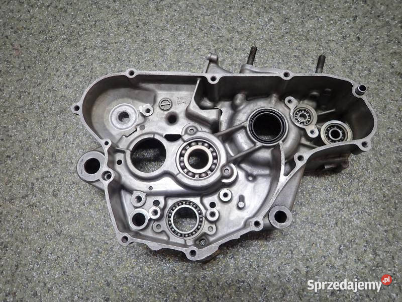 BLOK KARTER PRAWY SILNIKA SUZUKI RM 125 9000R
