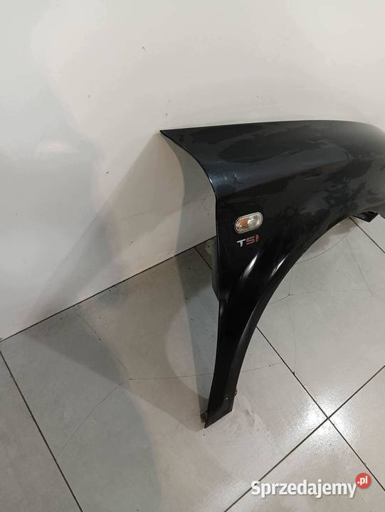 BŁOTNIK PRAWY PRZÓD CZARNY Seat Leon II 20052012