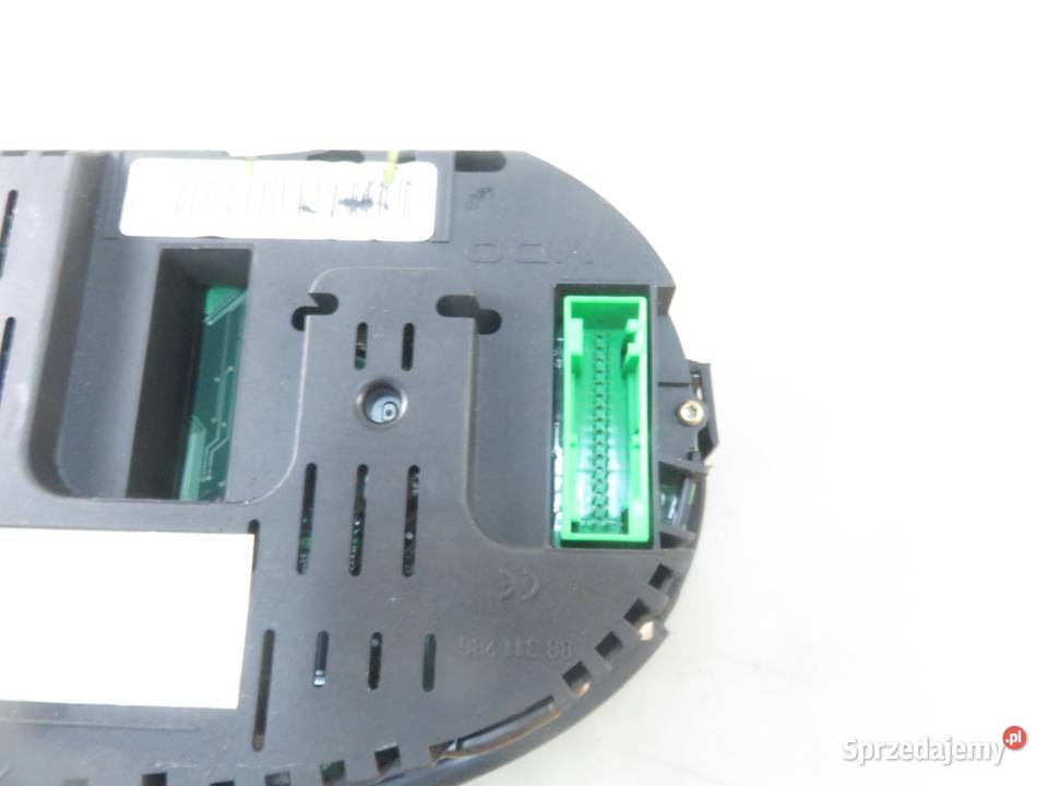 LICZNIK AUDI A2 14 TDI AMF 8Z0920900