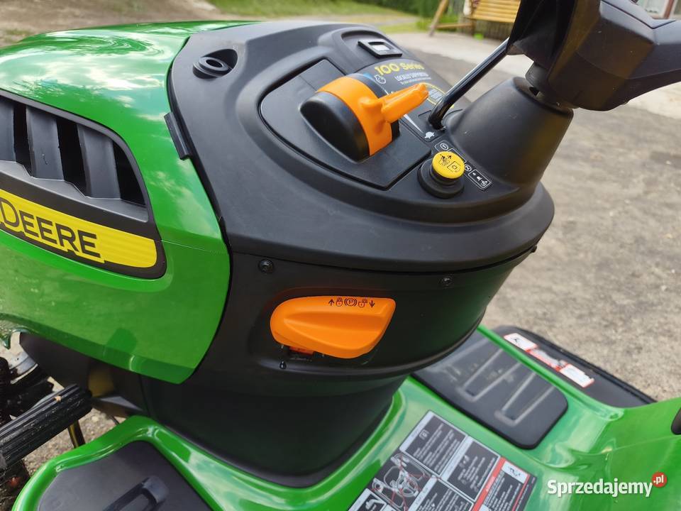 Kosiarka traktorek John Deere E120 Białka sprzedam