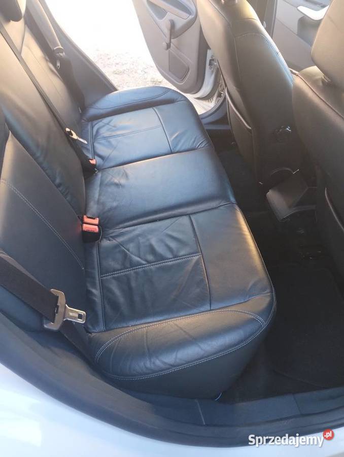Ford Fiesta MK7 14 benzyna 2010 bogata wersja Świdnica Polska