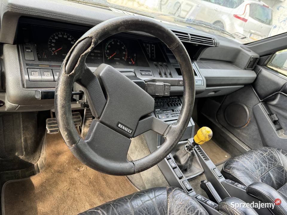 Renault 25 22 Lublin