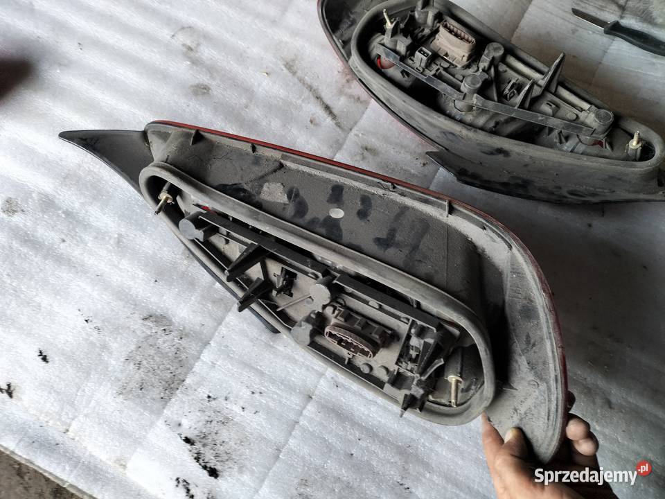 LAMPA TYŁ PEUGEOT 406 COUPE LEWA PRAWA Kamień-Kolonia
