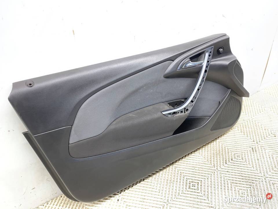 BOCZEK DRZWI LEWY PRZÓD OPEL ASTRA J Hatchback