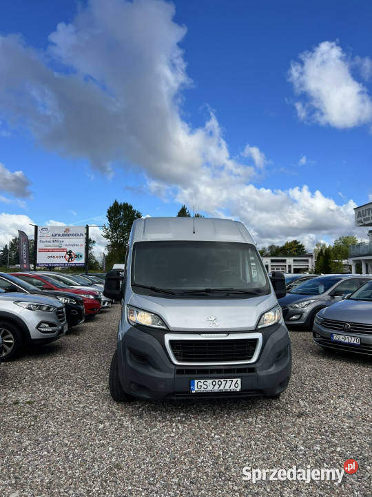 Peugeot Boxer szary