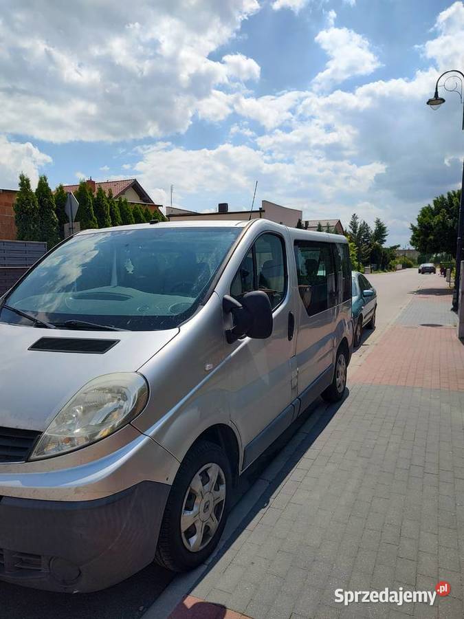 Renault trafic II 20 dCi 9 osobowy oryginalny wielkopolskie Koło