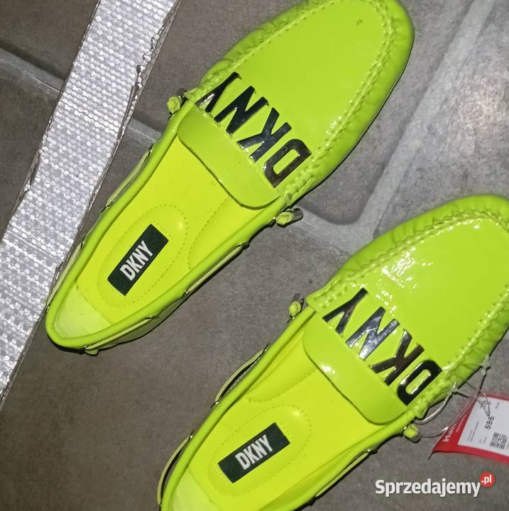 Seledynowe mokasyny damskie DKNY