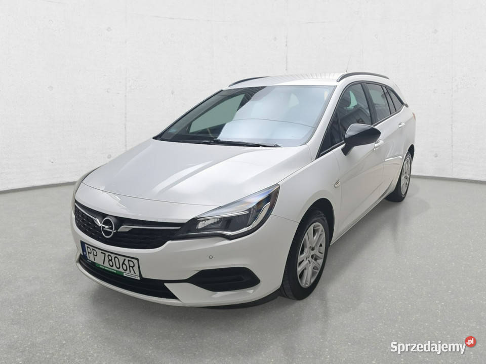 Opel Astra L 2021 manualna