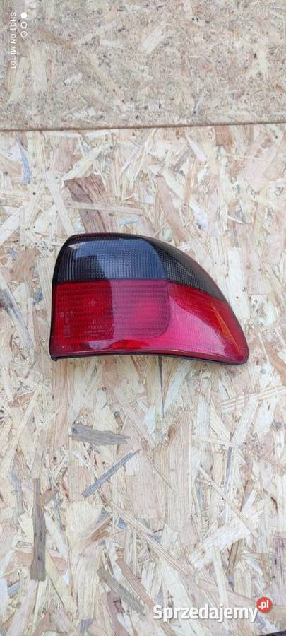Opel Omega Lampa Tylna Tył prawa Oświetlenie lubelskie Drelów