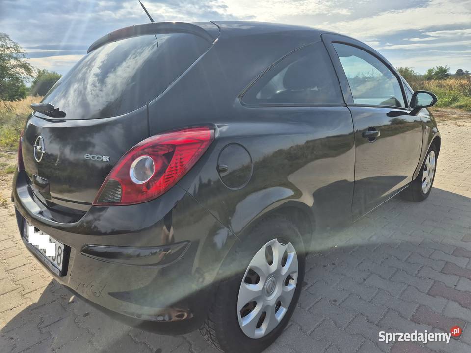 Opel Corsa D 2011 Wersja Limited Edition 111 Legnica
