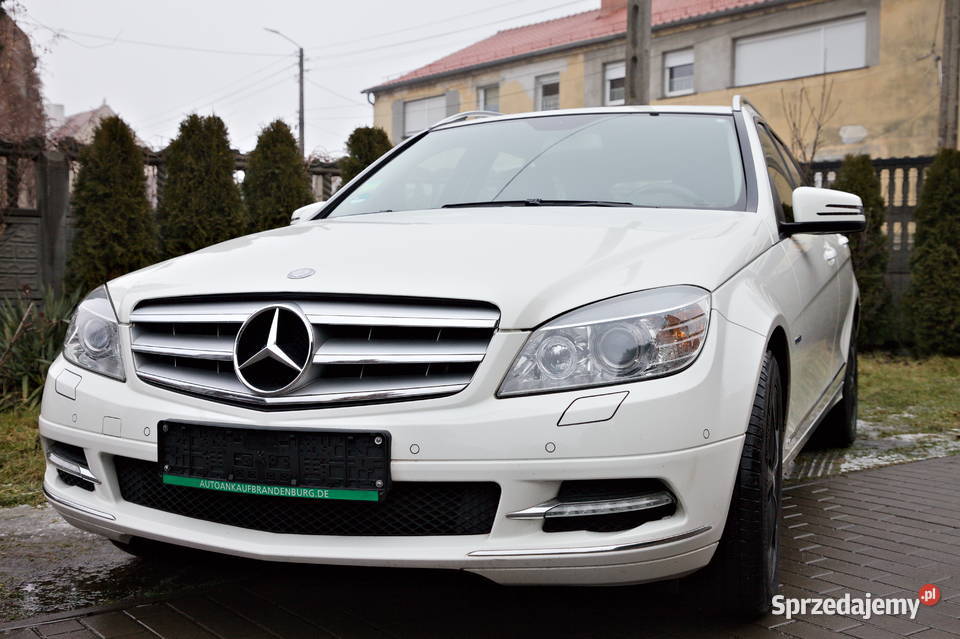 Mercedes W204 18GCI 2011r 154KM