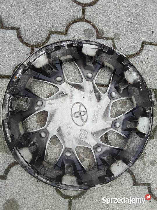 Kołpak 15 Toyota Yaris Aygo srebrny Cewice