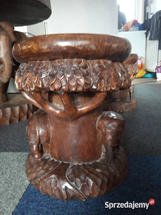 Sprzedam ręcznie rzeżbiony stół i cztery mazowieckie Sokołów