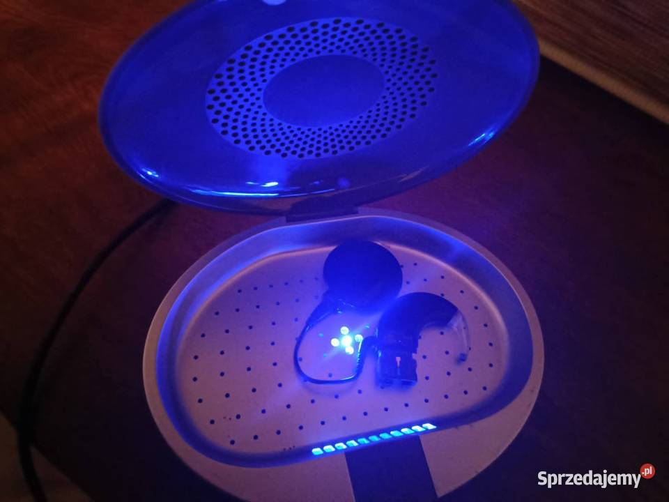 Sprzedam ładowarkę i osuszacz do procesora mowy