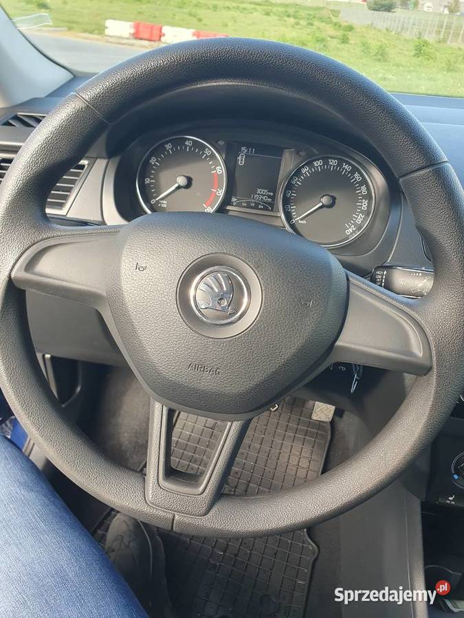 Skoda Rapid 12 Spaceback benzyna super stan Rok produkcji 2016 Radomsko