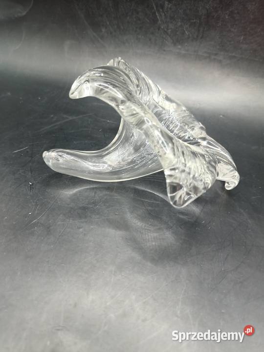 Szkło przycisk do papieru przezroczysta lilia Porcelana i szkło Zamość