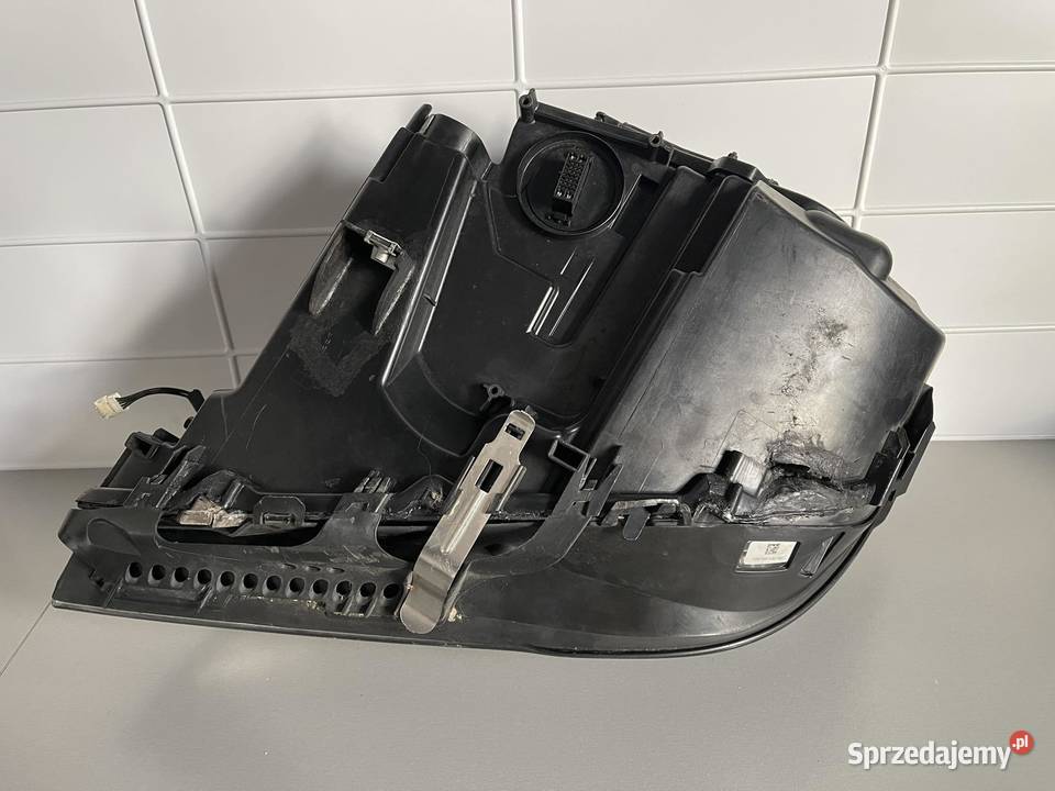 BMW 7 F01 PRAWA LAMPA ADAPTIVE LED 7379682 Ostroróg