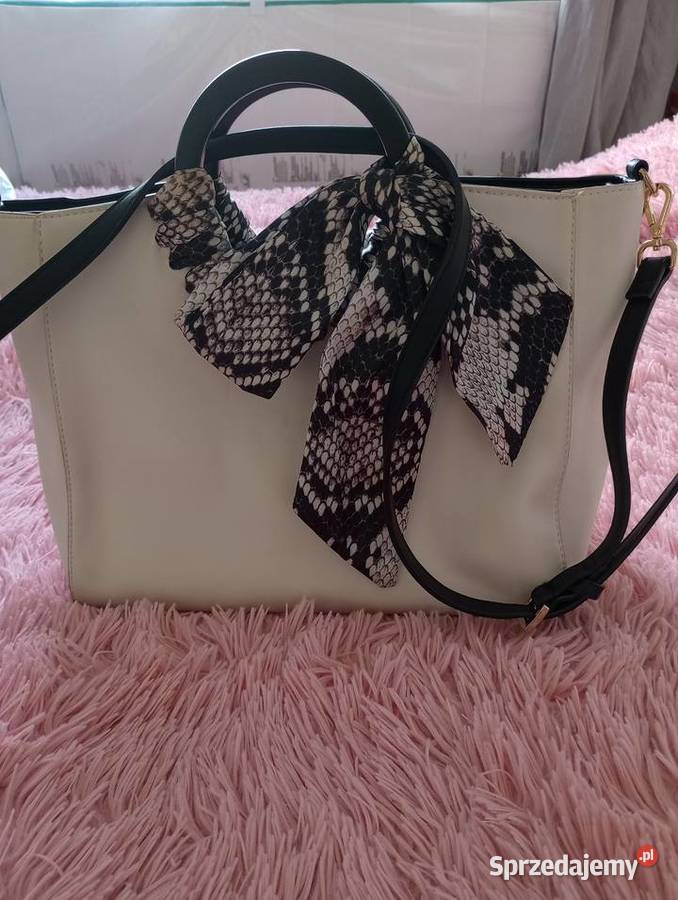 Torebka damska Carpisa ecru A4 zachodniopomorskie Szczecin