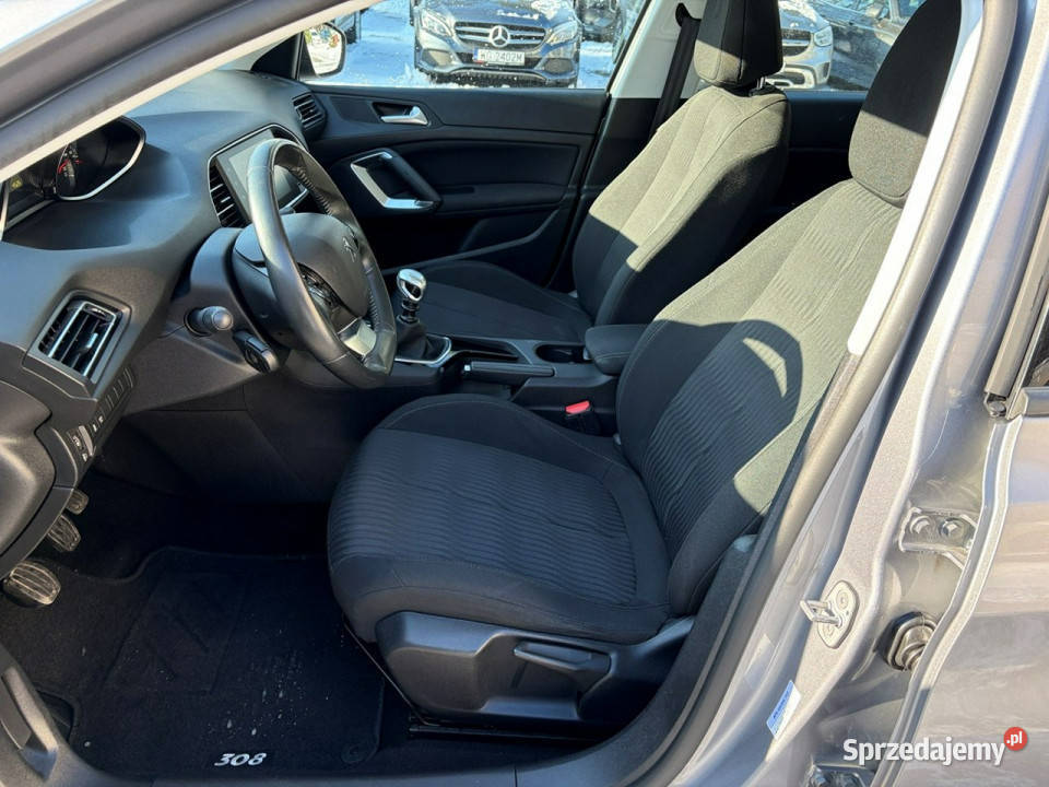 Peugeot 308 hatchback 16 HDI 120 Nawigacja Hak Zarejestrowany w Polsce Lipówki