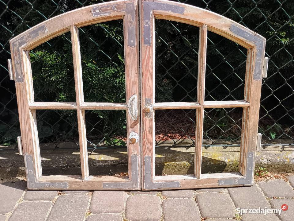 Zabytkowe skrzydła okienne Wągrowiec